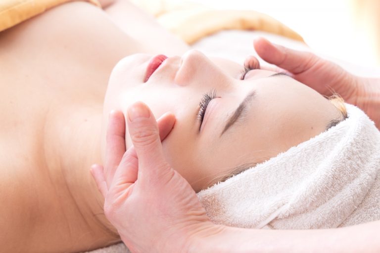 Yesoterapia facial