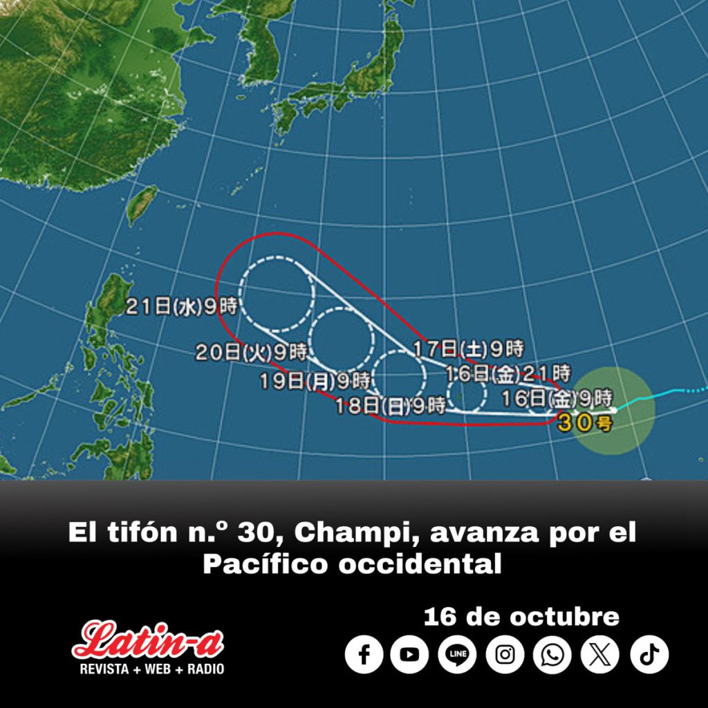 El tifón n.º 30, Champi, avanza por el Pacífico occidental